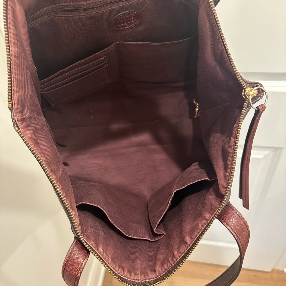 Fossil Dark Reddish Brown Leather Tote Bag - Picture 4 of 4
